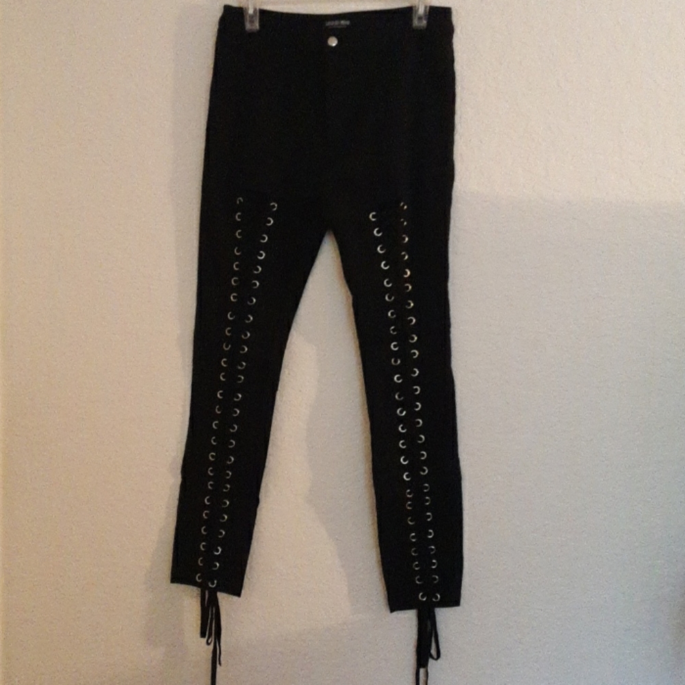 Fashion Nova black stretchy pants